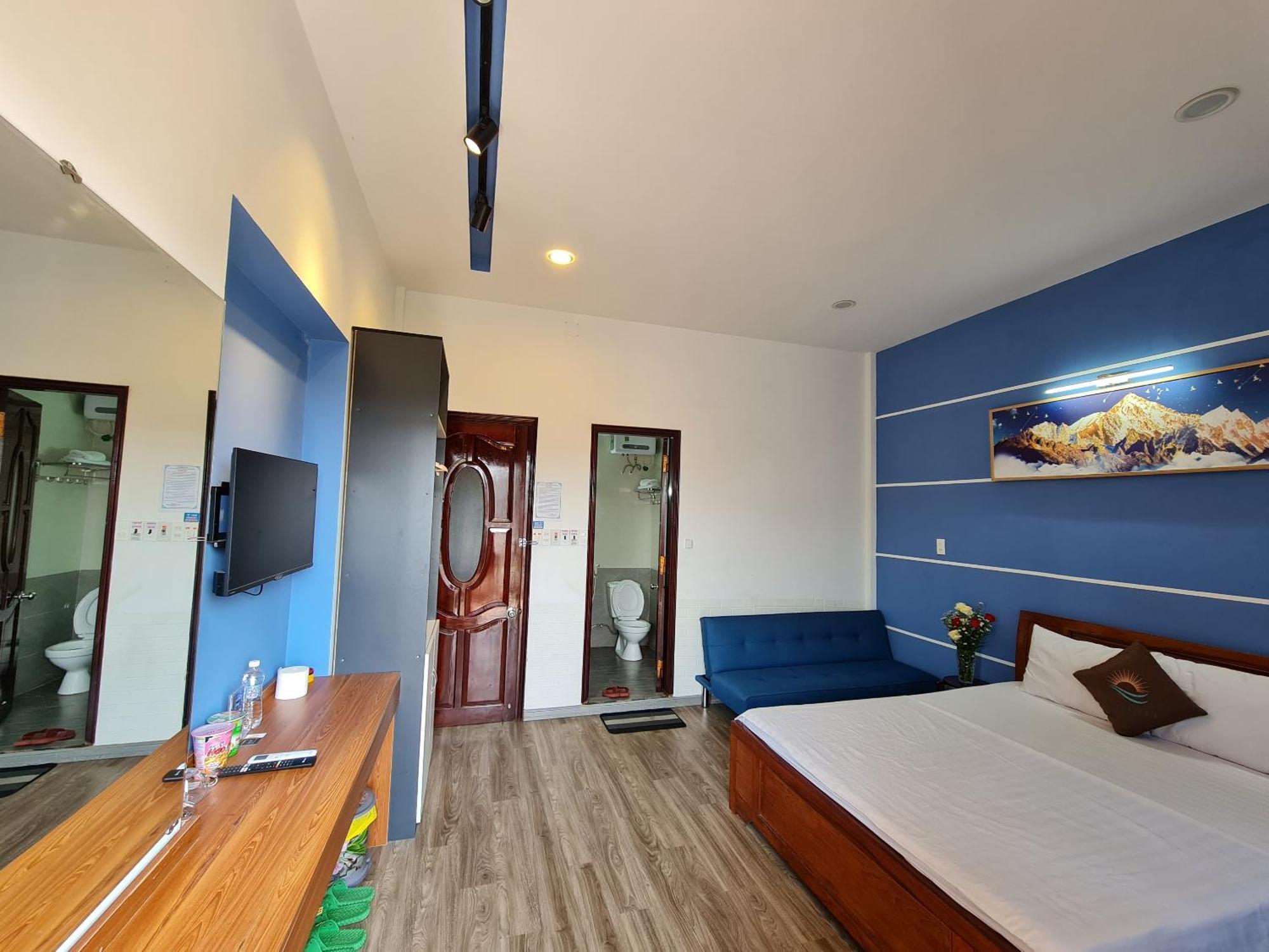 Sun Hotel Hue Exterior photo